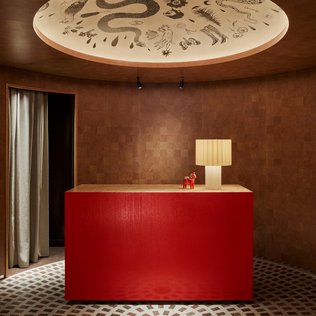 Plissé table light by Folkform | 2.5 white cable dimmer & earthed plug | LED E27 required