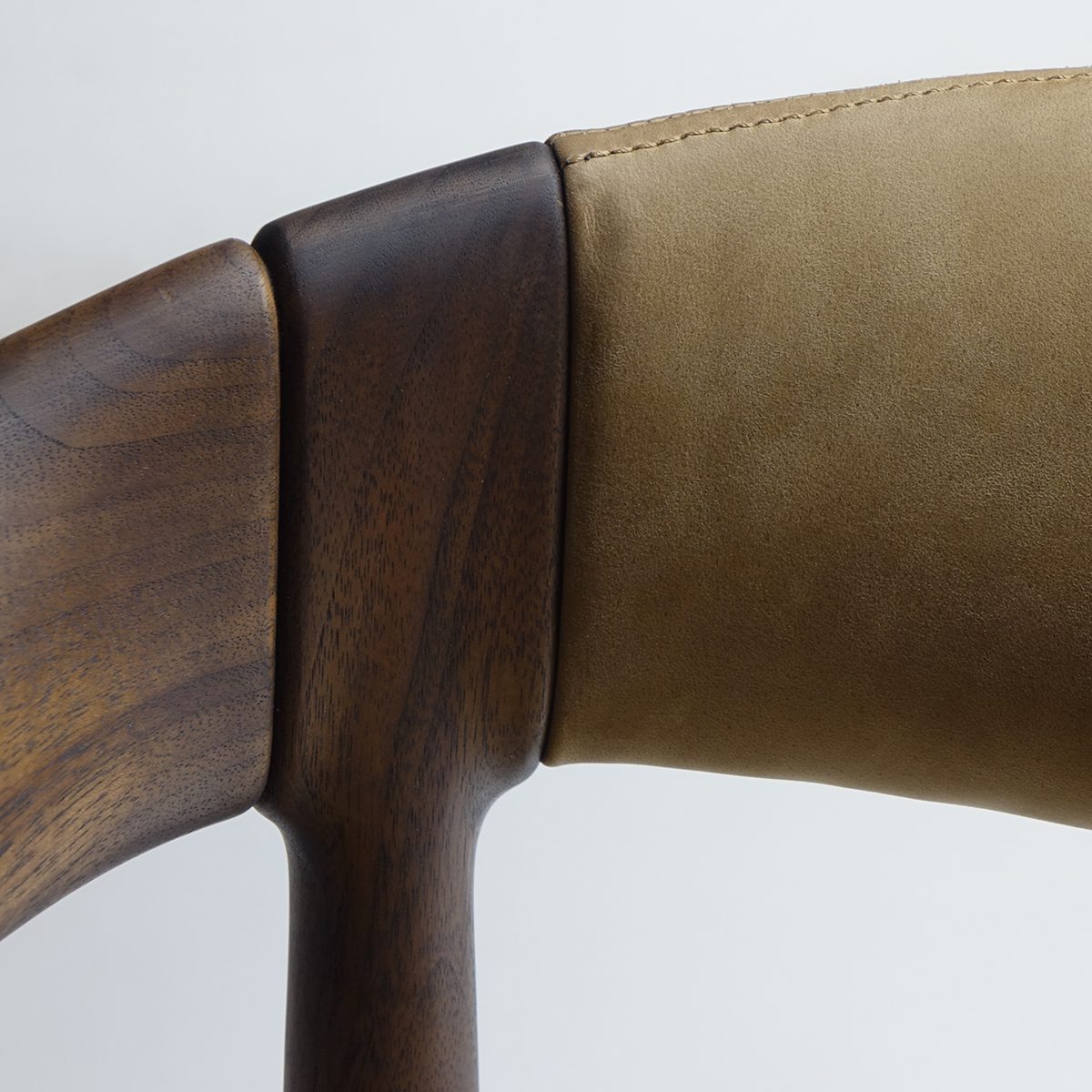 DC11 Chair Leather